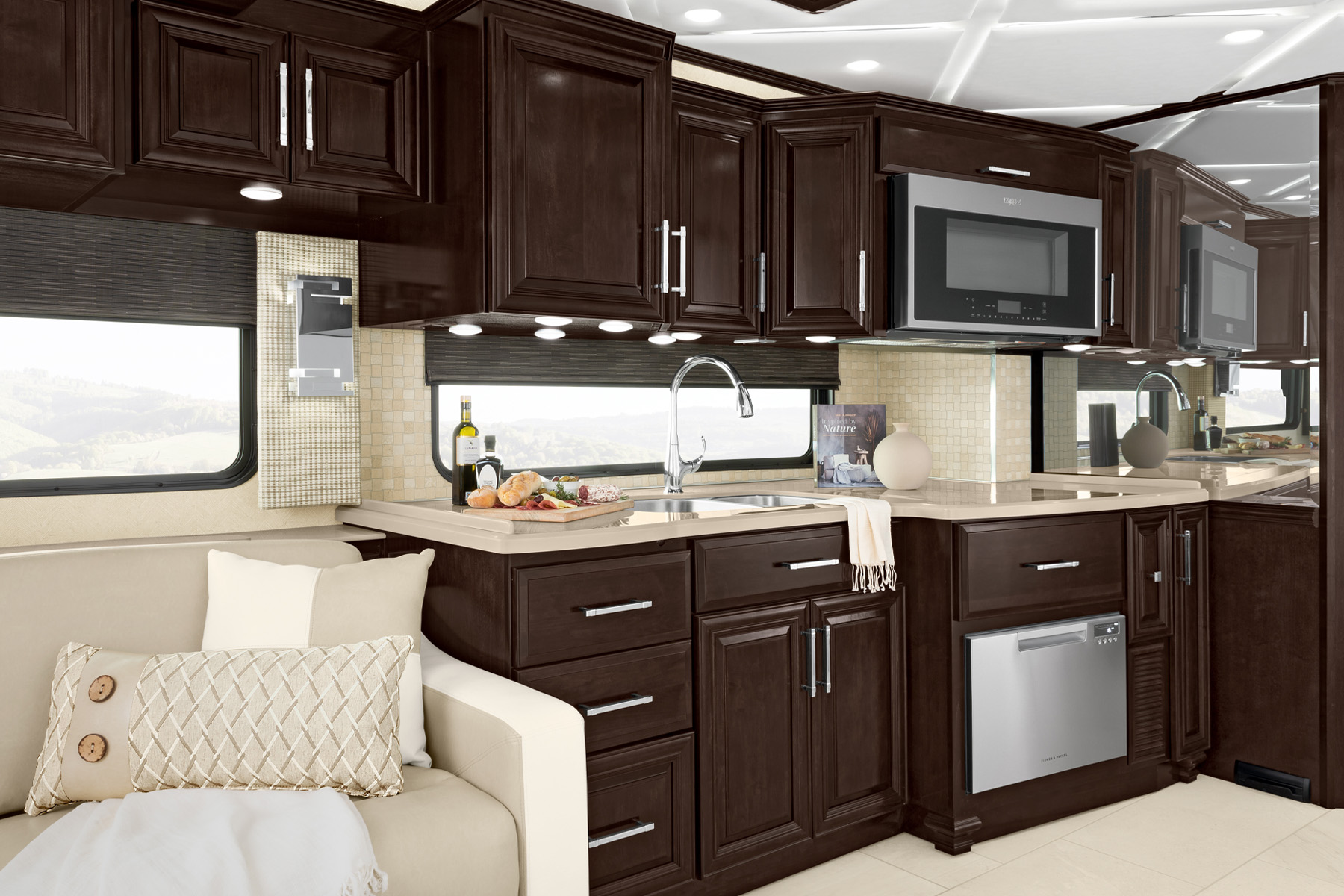 2021 Mountain Aire Motor Coach Gallery | Newmar