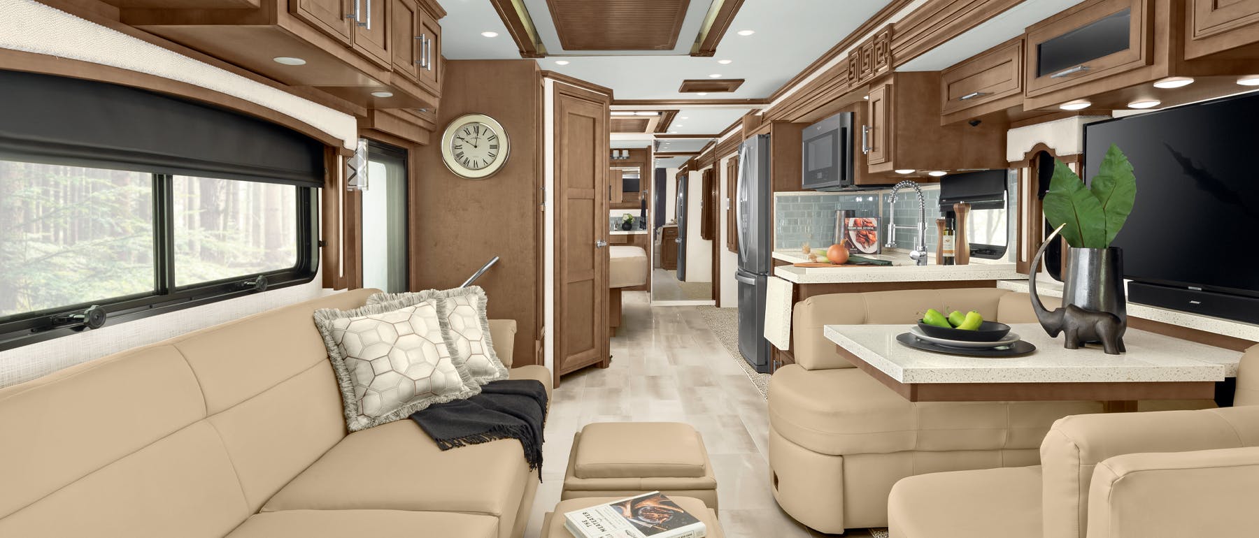 Newmar's 2021 Super Star luxury motor coach | Newmar