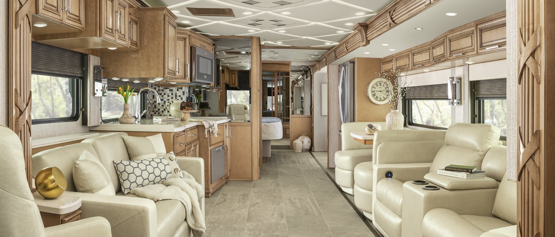 Newmar's 2022 Mountain Aire luxury motor coach Newmar