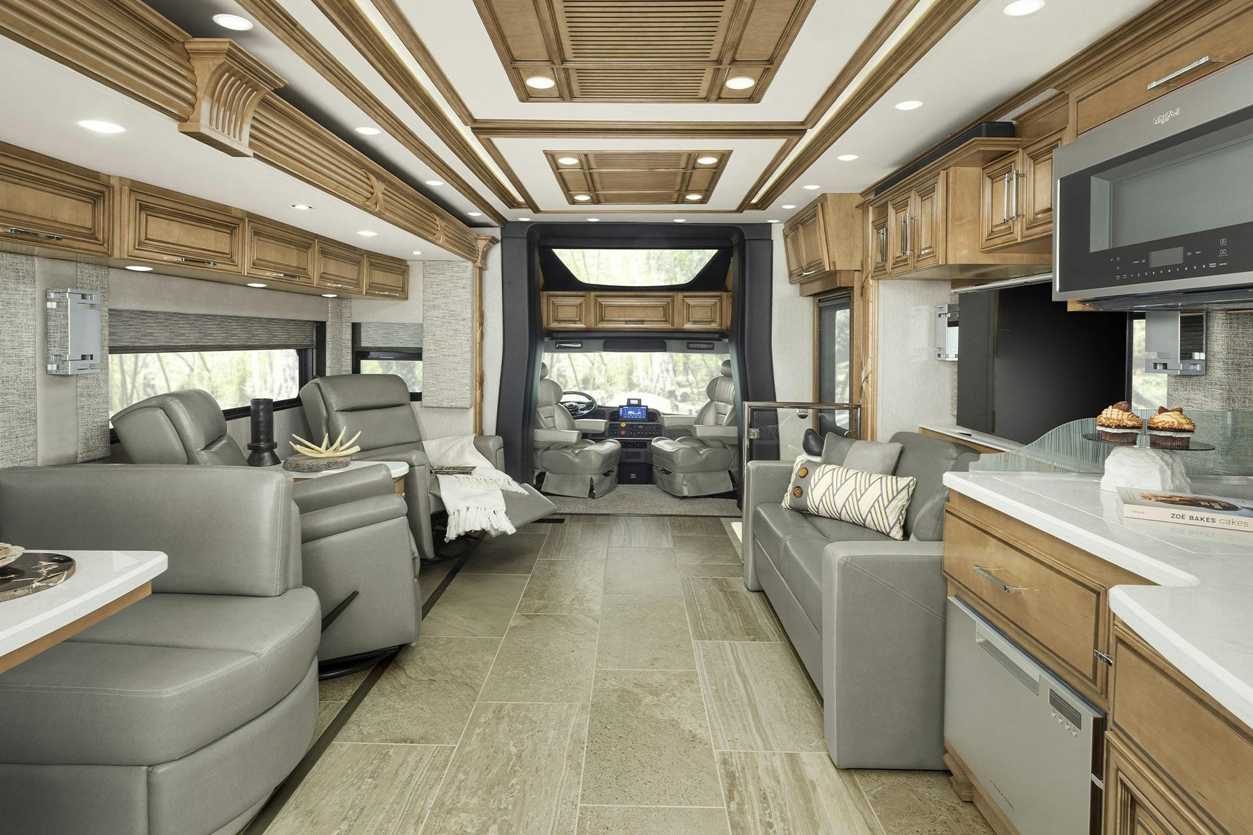 newmar-s-2022-supreme-aire-luxury-motor-coach-newmar