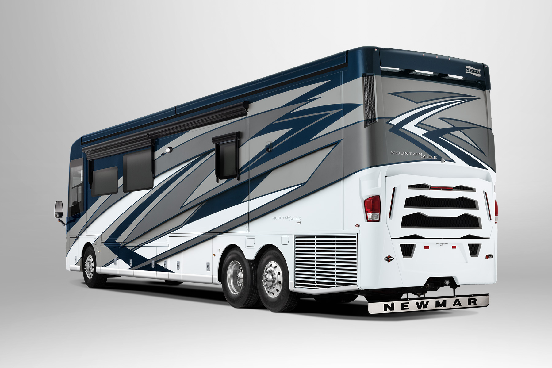 2024 Mountain Aire motor coach gallery Newmar