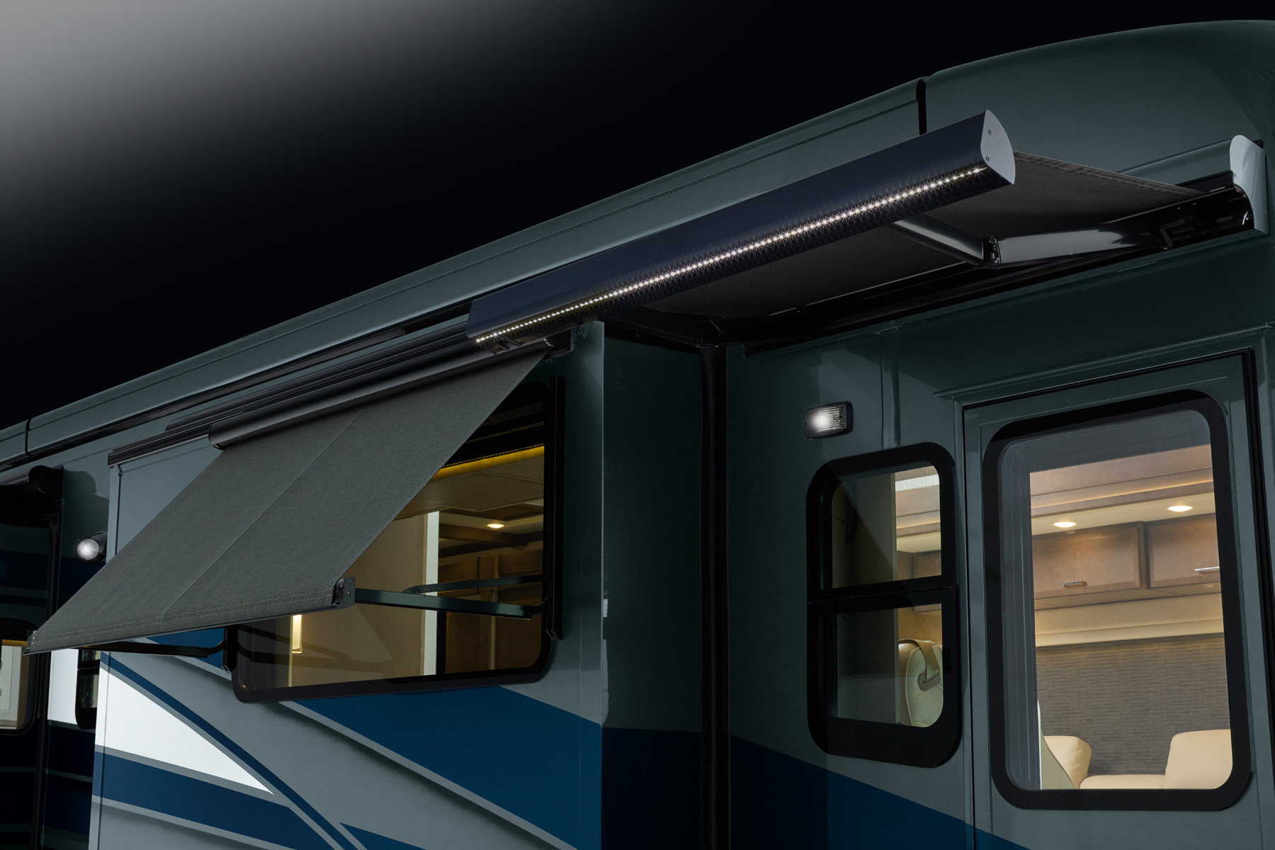 2025 Mountain Aire Motorcoach Gallery Newmar