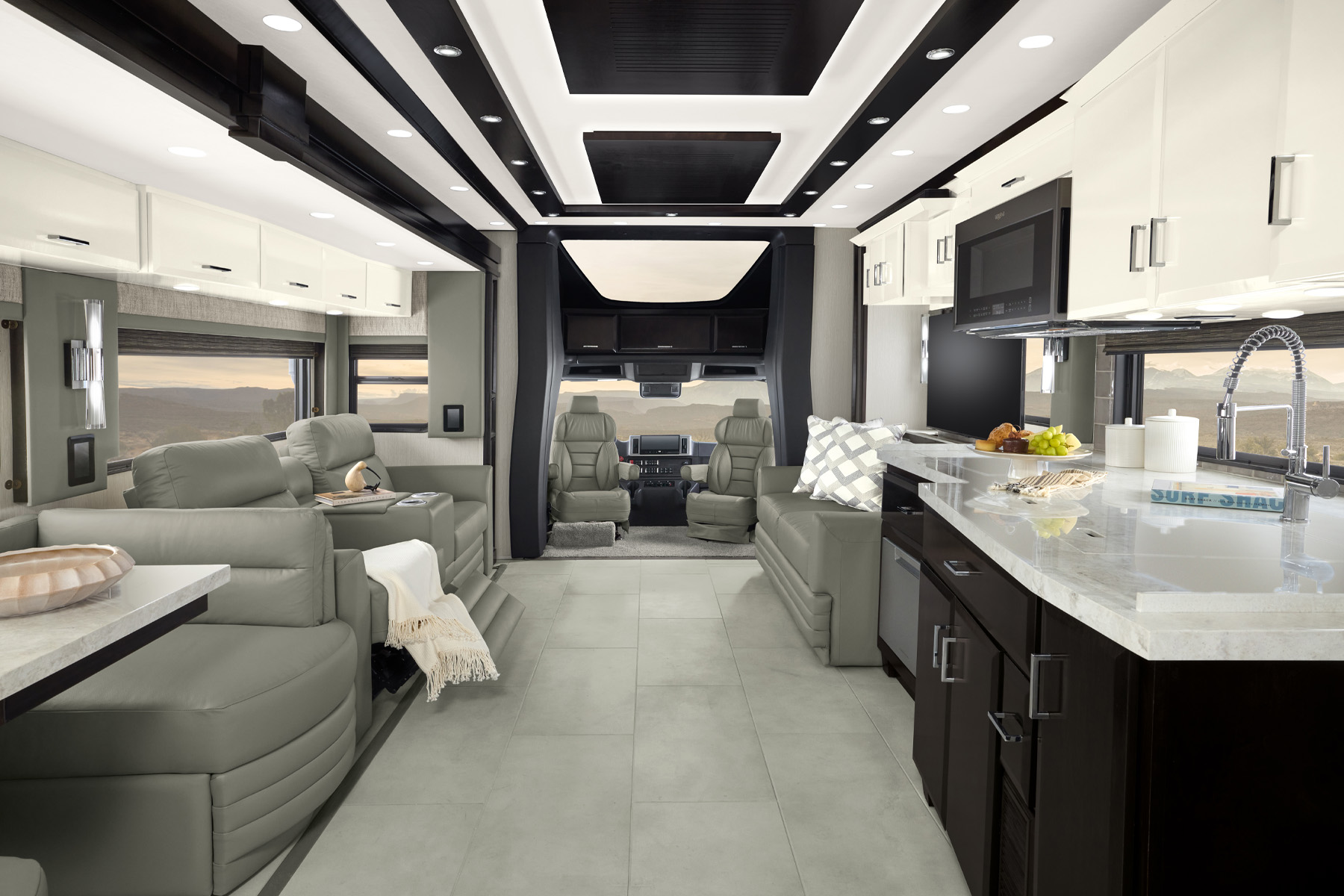 2025 Supreme Aire Motorcoach Gallery Newmar